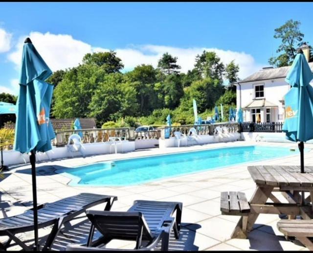 Frankie'S Holiday Lodge Gunnislake Exterior foto